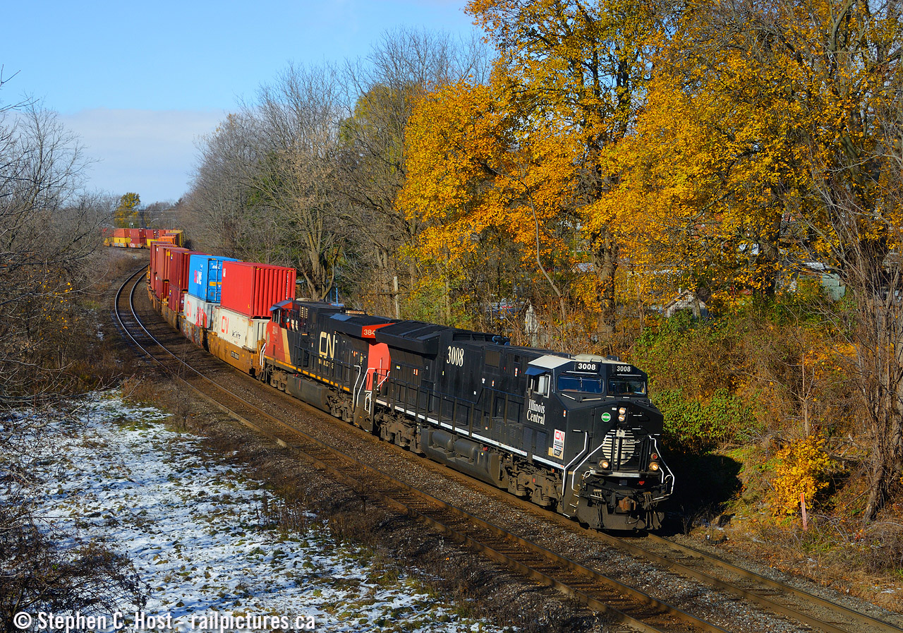 I was browsing the site when This photo by A.W. Mooney popped up and I realized I shot something here last year. Also while it is grown in it's still a doable location at certain times of the day. This was one of them when you can capture a bit of winter, and fall, in the same photo.