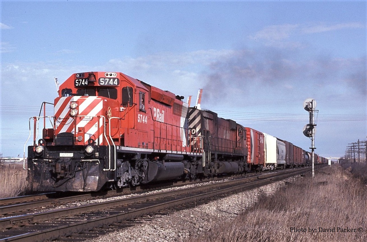 Having just cleared No 84 with a pair of Big MLW's, Extra 5744 West (Along with 4510) pulls out of Walkerville Siding on the outskirts of Windsor for the last few miles into Windsor Yard.