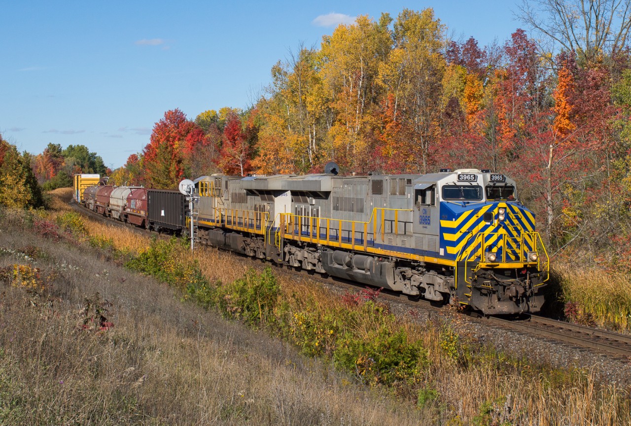 CN L570 passes through Mile 30 of the Halton Subdivision on their way back to Aldershot behind a pair of ex CREX.  Happy Thanksgiving Everyone
