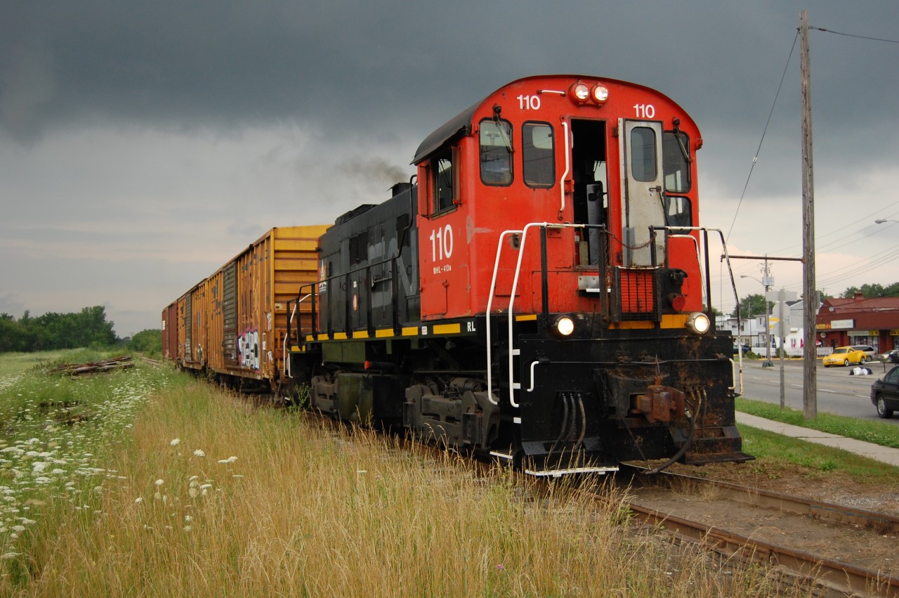 TRRY S-13u 110 heads southbound approaching Merritton on the NS&T Line back in 2008.