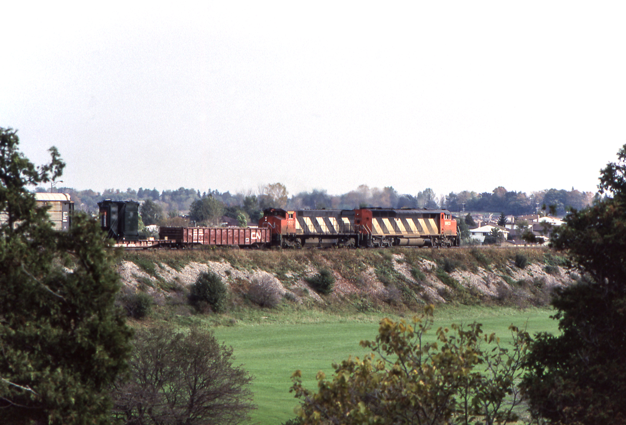 Thirty-six years ago today (October 12, 1986), CN 9903 was in Pickering, Ontario.