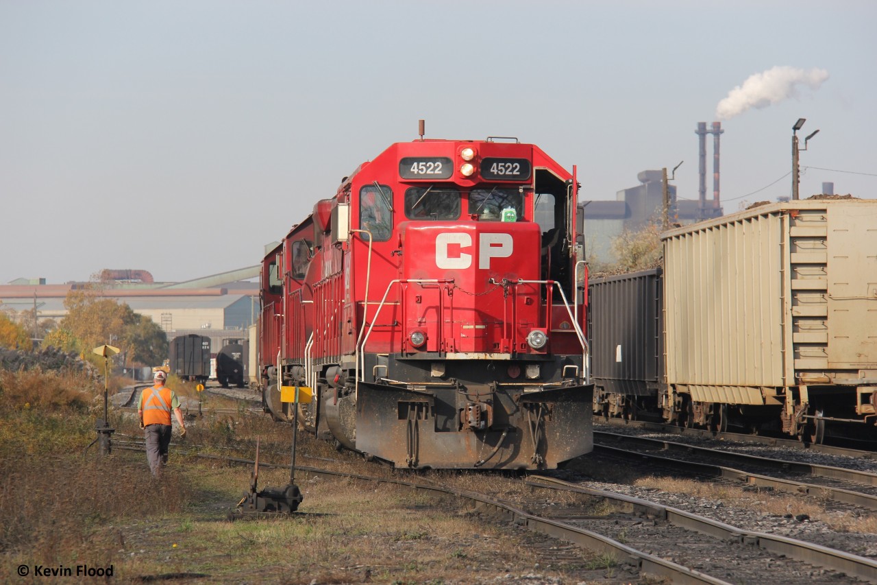 The CP local job in Hamilton performs its usual work (with its usual case of water on the locomotive nose), in Hamilton’s industrial north end, on a balmy Friday morning in early November 2020. Power was CP 4522-CP 3113-CP 7307.
