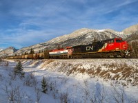 S 71151 18 highballs towards Jasper with CN 2594, BCOL 4609 and 100 Sulphur Loads 