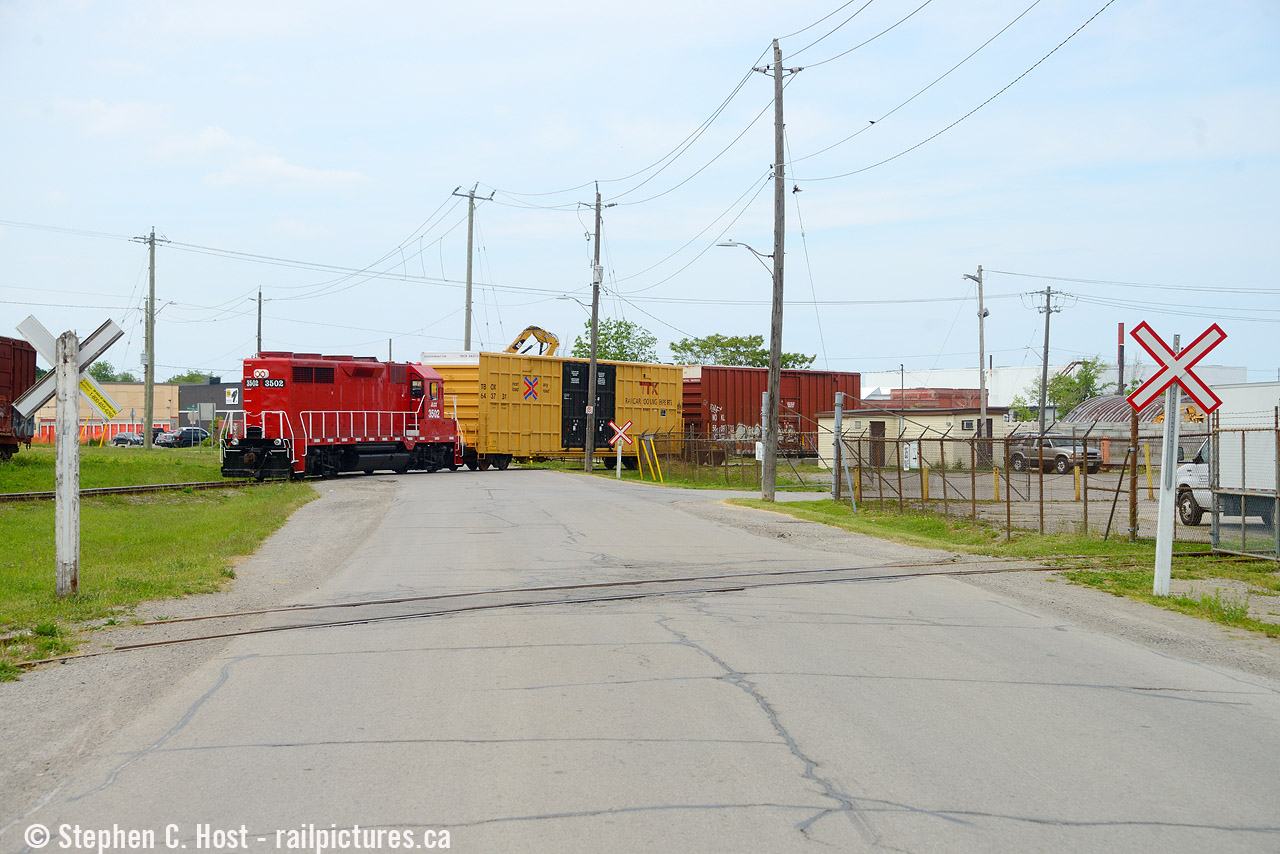 JLCX 3502 is pictured working the Clearwater Paper warehouse at the end of the former NS&T in St. Catharines Ontario. Rumour has it (As per Mr. Mooney) 3502 is off lease.