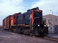 TRRY 110 at Glendale Ave heading up on the Townline Spur for Interlake Paper on Dec 20/2006.
