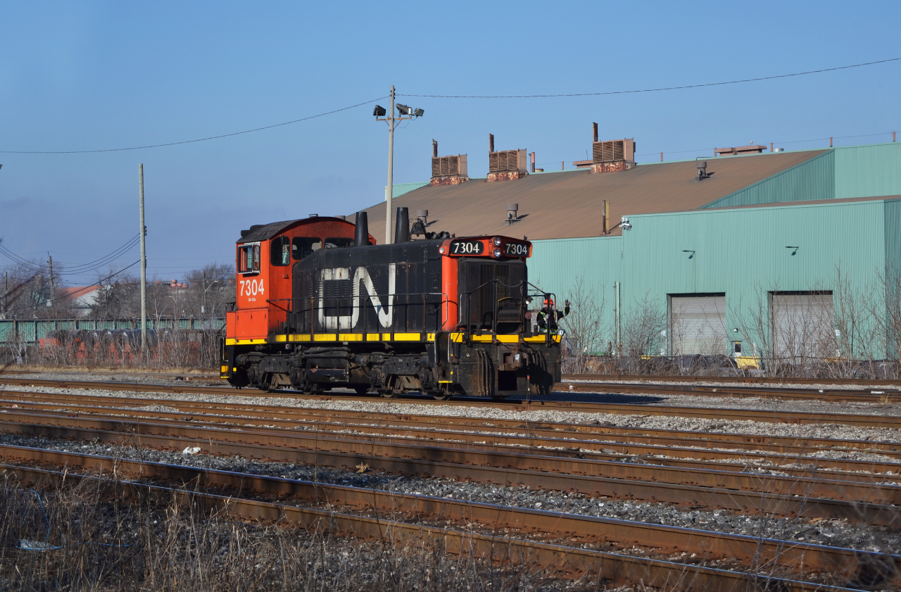 Although its a regular, day to day operation, catching 7304 can be somewhat tedious. Only running from Parkdale Avenue to the connecting track to the East of Ottawa Street, it's area is fairly limited and usually obscured by cars in the yard in Parkdale. Today however, luck shined on me, after watching the NSC 44 Tonner move around and Parkdale being next door, the decision was pretty clear. It still amazes me that 7304 has spent almost the last 4/5 years living at Parkdale. I could almost sit there all day and listen to the 12 cylinder do its thing.