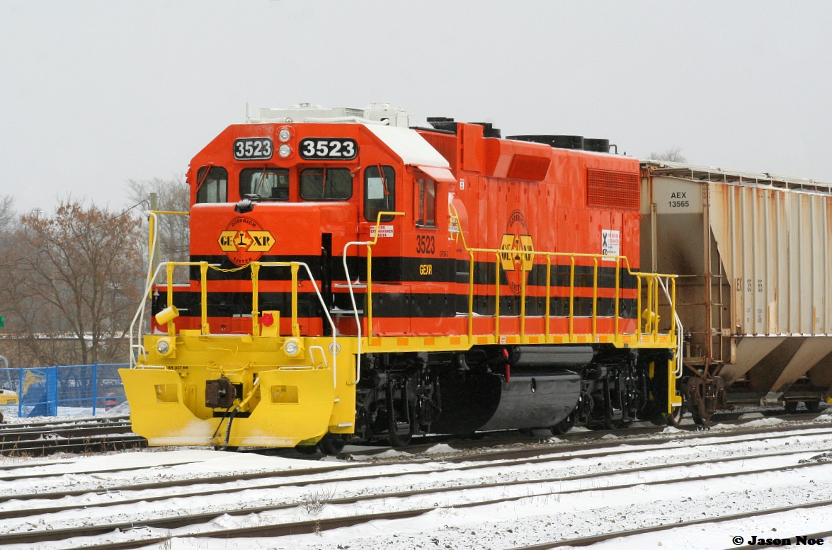 Goderich-Exeter Railway’s newest unit, GP38-2 3523, is seen at the Kitchener, Ontario yard awaiting its delivery to GEXR. Reportedly it was ex-HLCX 1842, ex-UP 362, ex-UP 2103, ex-MP 2103 and nee-MP 952. According to sources it will be assigned to GEXR’s Guelph Junction Railway operations based out of Guelph Jct.