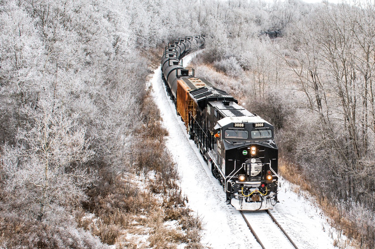 On its first revenue service rocking its new paint, CN 3008 led U735 toward Buderheim AB. The entire set came to Winnipeg the day earlier on Q10521 14 where they all went in different directions to show off the newly painted fleet. The train left Winnipeg in the dark and arrived in Dauphin MB as the sun started to come up making a memorable chase through the scenic Togo subdivision and being the first photos of the unit in service