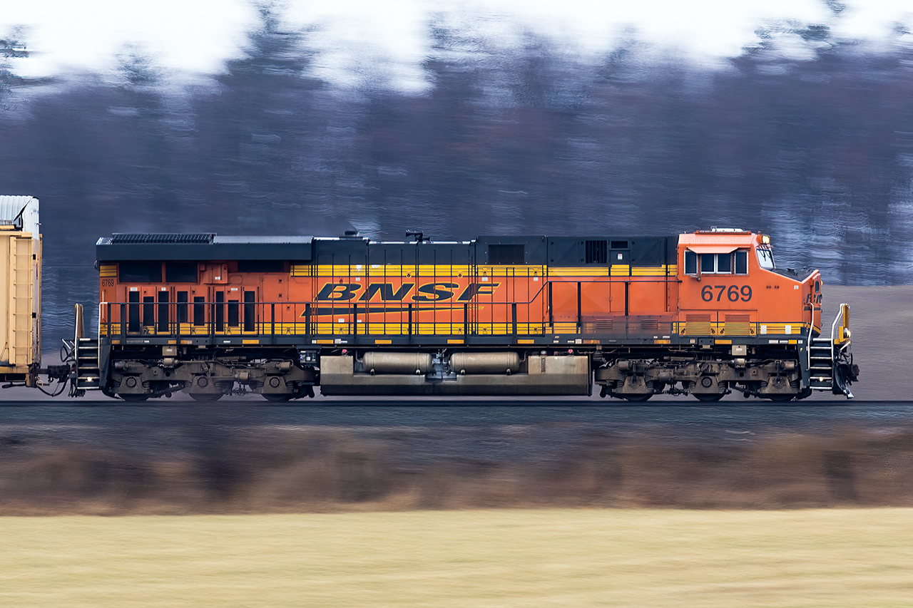 Grey skies are gonna clear up....in 2023. In the n=meantime, GE at speed. happy New Year!!