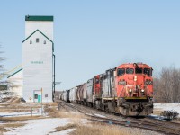 After being tied down outside of Dauphin overnight, A410 heads south towards Winnipeg with CN 2405 on the point in early 2021