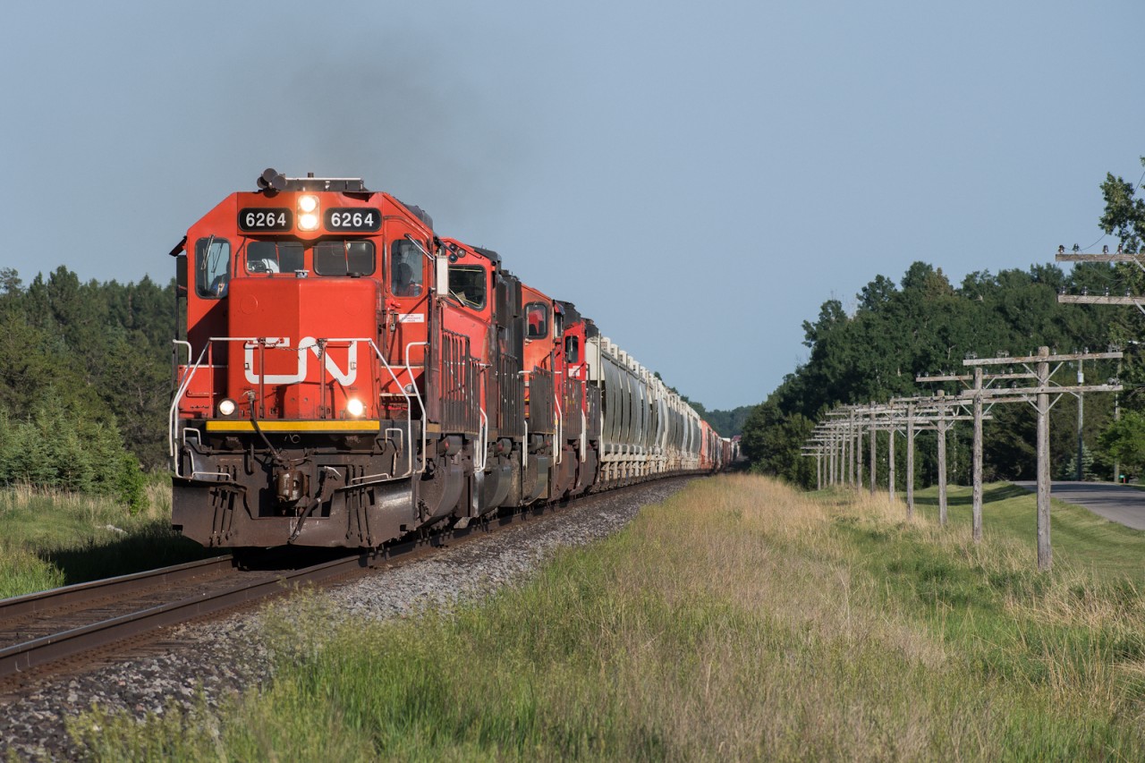 IC 6264 leads A439 toward Winnipeg with 4/5 units being from the DMIR going for service and inspections.