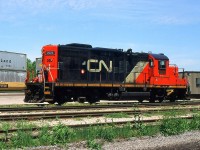 CN GP9RM 7073 was assigned at Dain NS/CN Intermodal Yard in 1998. 
