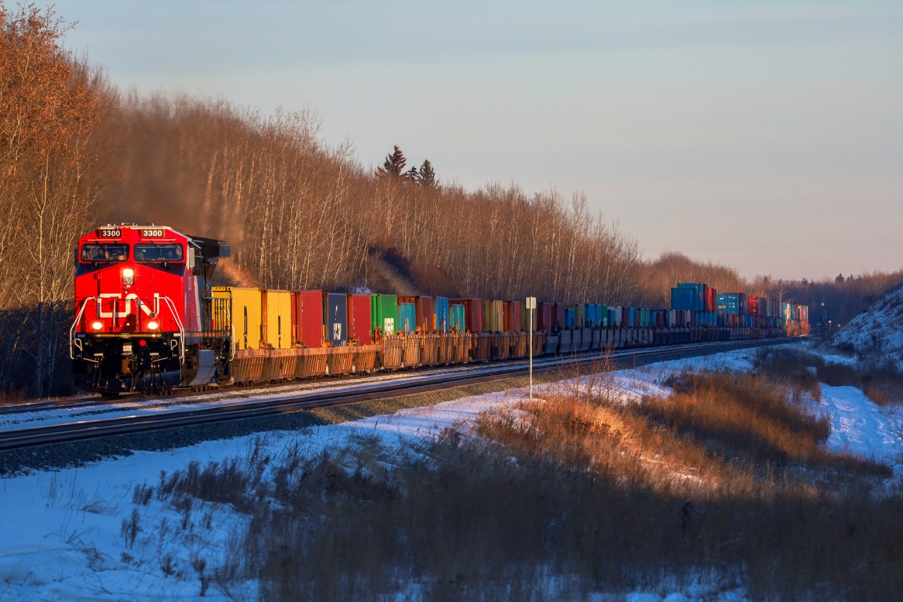 The New Years Day edition of 105 grinds upgrade through Carvel, with recently rebuilt CN 3300 on the point.