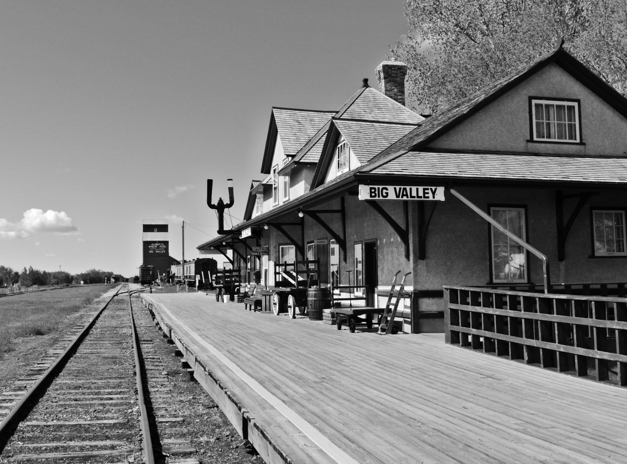 This station was built in 1912 by the Canadian Northern Railway to its Second Class depot plan and has served three railways: The Canadian Northern, Canadian National, and presently the Central Western Railway.