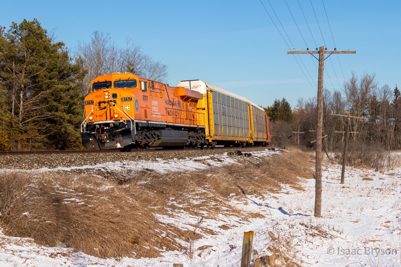 Foamers & foremen...
As CP 100 flew through Baxter with CP 8757 on point, they asked RTC about potential foremen on the tracks south of them. RTCs response was that they were "everywhere" and CP 100 immediately got to work contacting the foremen along the line to make sure the track was clear. Once everyone was off the tracks (foremen had work blocks from Spence to Bolton), CP 100 blasts through Palgrave, the K5LA on CP 8757 singing happily. Me and my friends certainly enjoyed this train after a month of overcast.