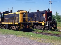 PCHR 308 and TRRY 108 at Merritton back in 2000.