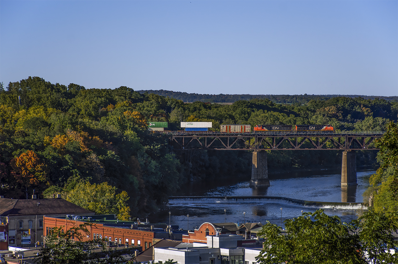CN Z148 is BIT bound over the Grand River at Paris.