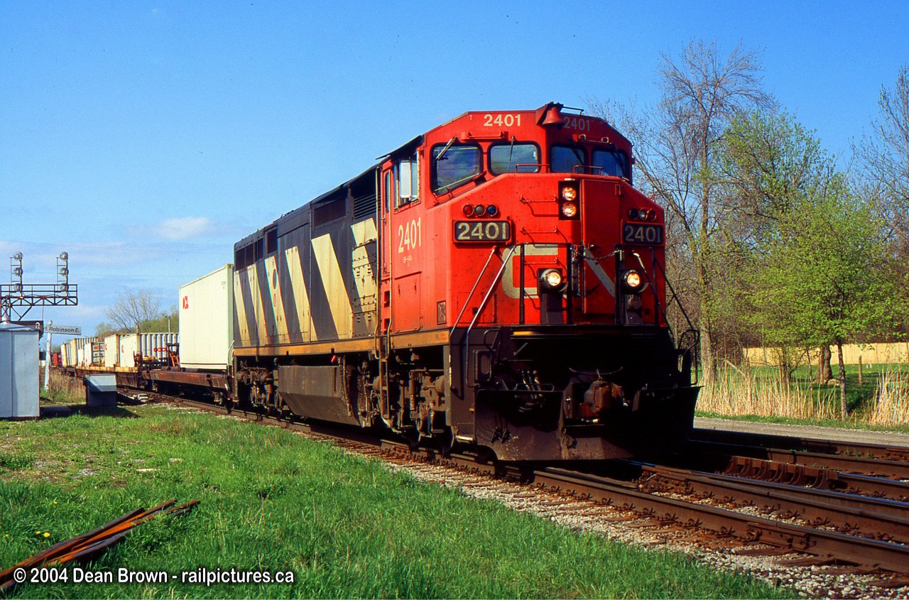 Q154 with CN 2401 was back then a new Intermodal train between BIT and Buffalo that didn't last very long a few years later.