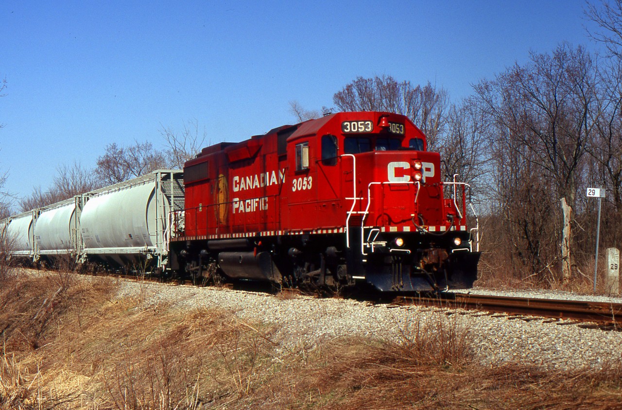 CP Job 1 with CP 3053 at Mile 29 on the CP CASO Spur in Moulton Station returning back to Welland from Port Maitland.