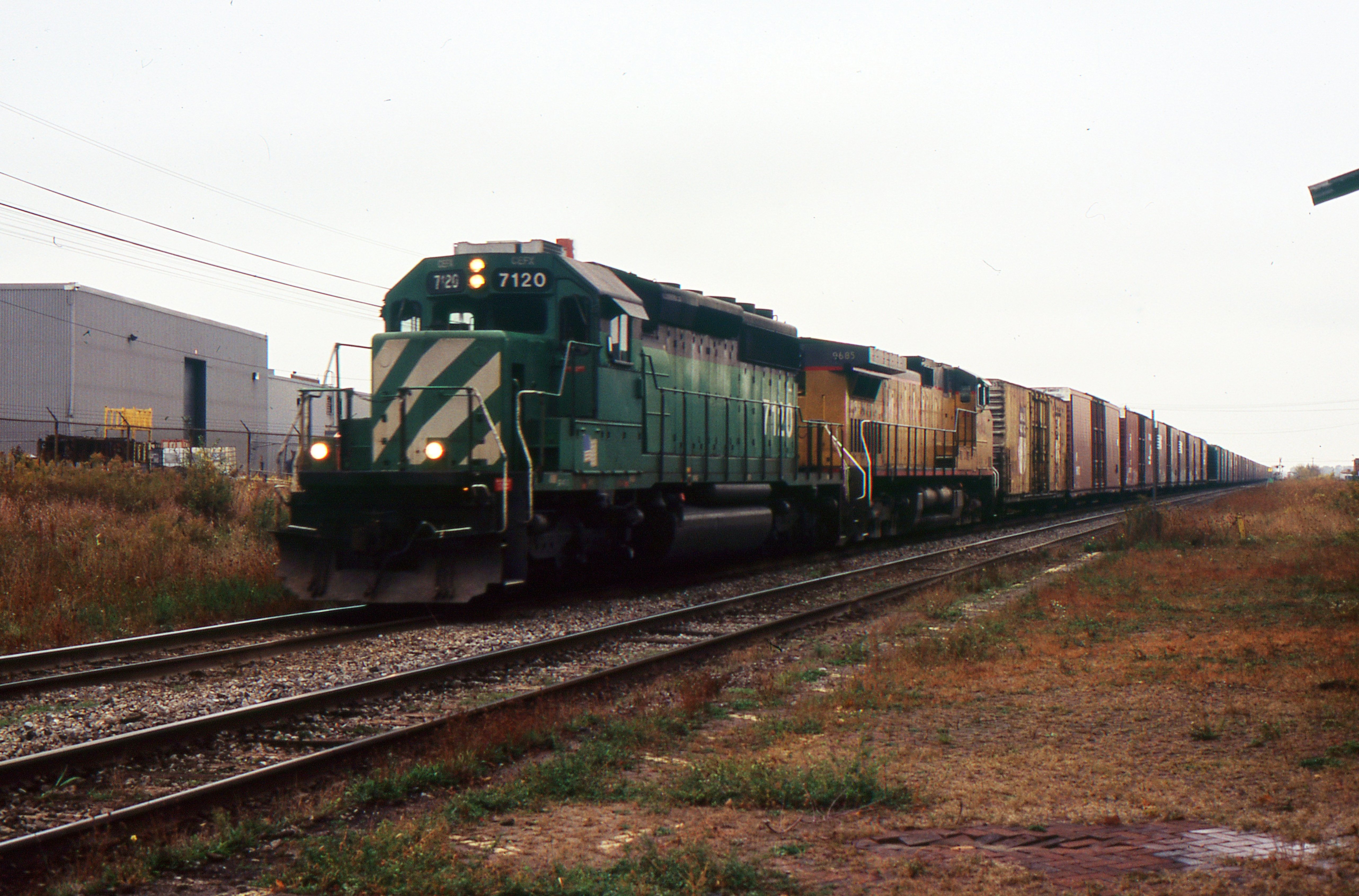 Railpictures.ca - Dean Brown Photo: NS 328 with EX BN CEFX 7120 SD40-2 ...