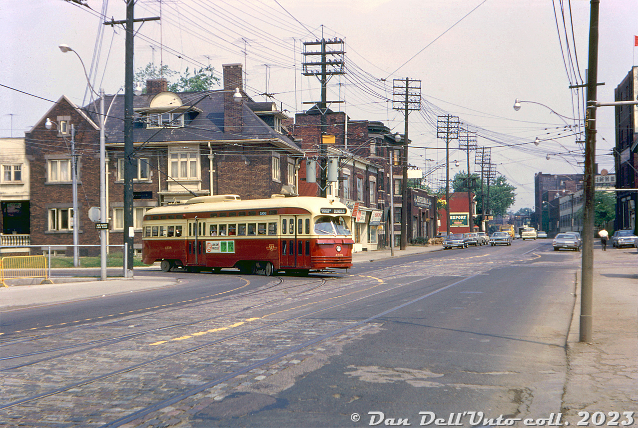Railpictures.ca unknown, Dan Dell'Unto coll. Photo TTC PCC 4338 has