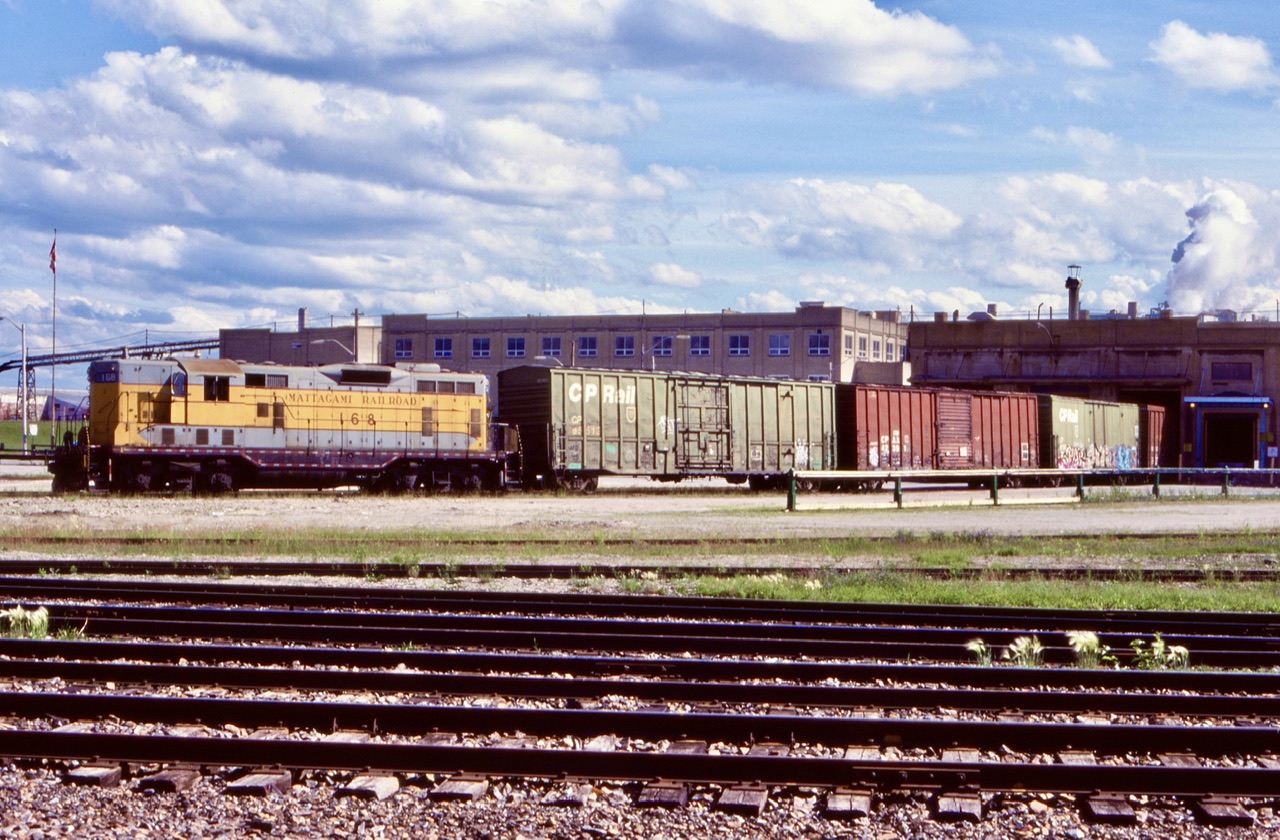 While the plan this day was simply to catch the Ontario Northland train working in Kapuskasing. That didn’t pan out, it was a total fluke that we ended up photographing borrowed Mattagami GP7 168, former Algoma Central 168 switching the large paper mill. I had hope to catch the company’s S13 switcher here but it unfortunately was out of service and stored out of view. I’m certainly not complaining though about finding a high nose GP7.