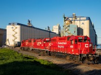 After watching shadows grow longer for what felt like an eternity, the 1559 Yard Job appeared not a moment to soon from their lunch break to lift Viterra. 