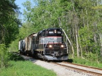 1001 approaches Ferndale Road with 3 cars.