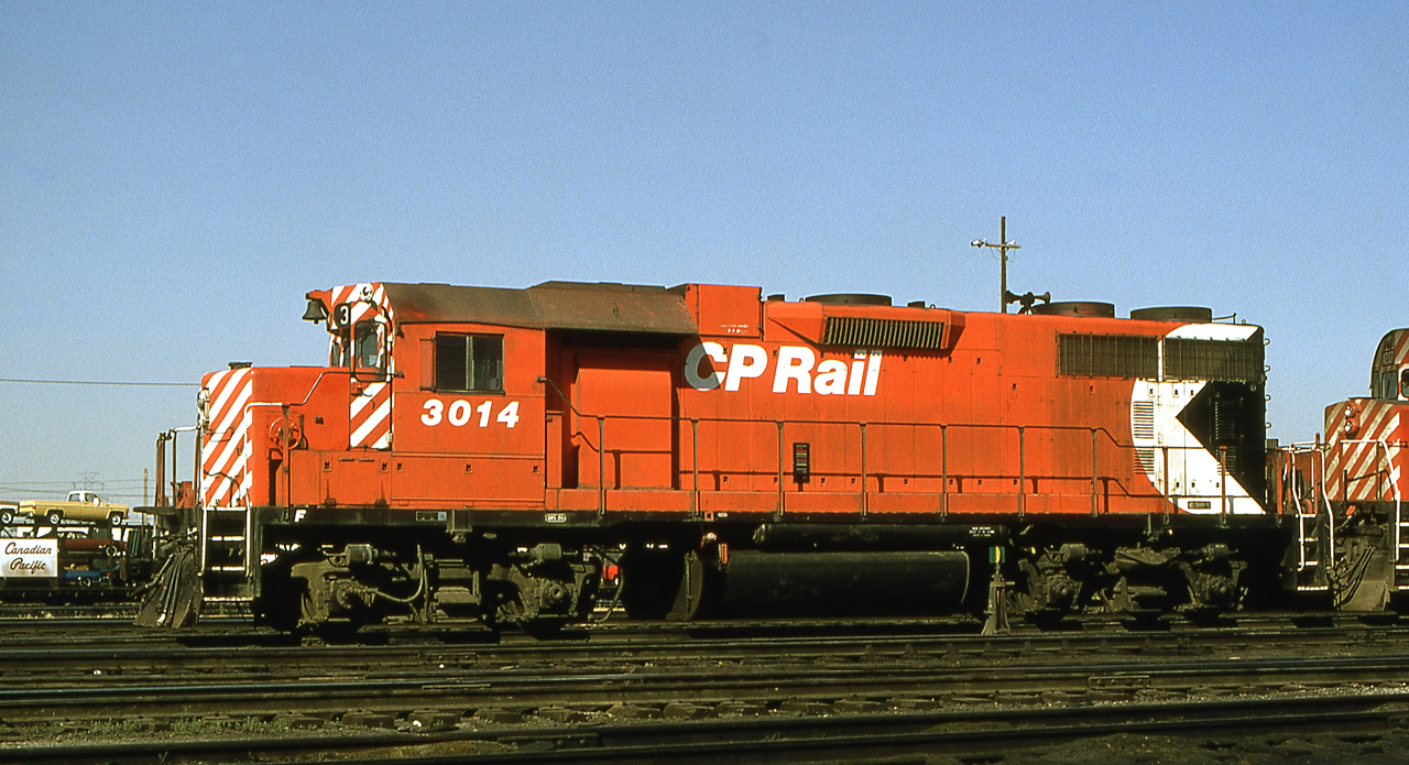 It is the end of July 1974 in Calgary where CP 3014 is available for a roster photo.