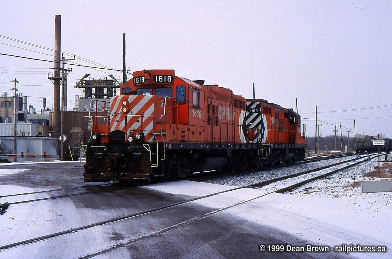 On a cold winter day in January 1999. The CP Woodstock Turn is switching in Woodstock building their train to head to Zorra.