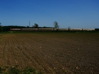 After stopping at nearby Coteau Station, VIA 28 is on the move again with VIA 6432 leading five HEP cars.