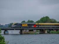 On June 28, 2023, VIA 28 from Ottawa to Quebec City is made up of a recently delivered Siemens trainset. The locomotive, located at the end of the train, is numbered SIIX 2202.