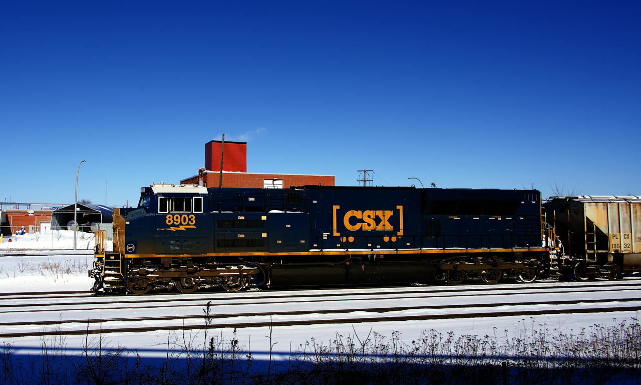 Reportedly now all off of CSX's roster and returned to Progress Rail, in the winter of 2022 SD70ACe-T4 CSXT 8903 is solo power on CN 327 at Dorval. CSX only had ten of these.