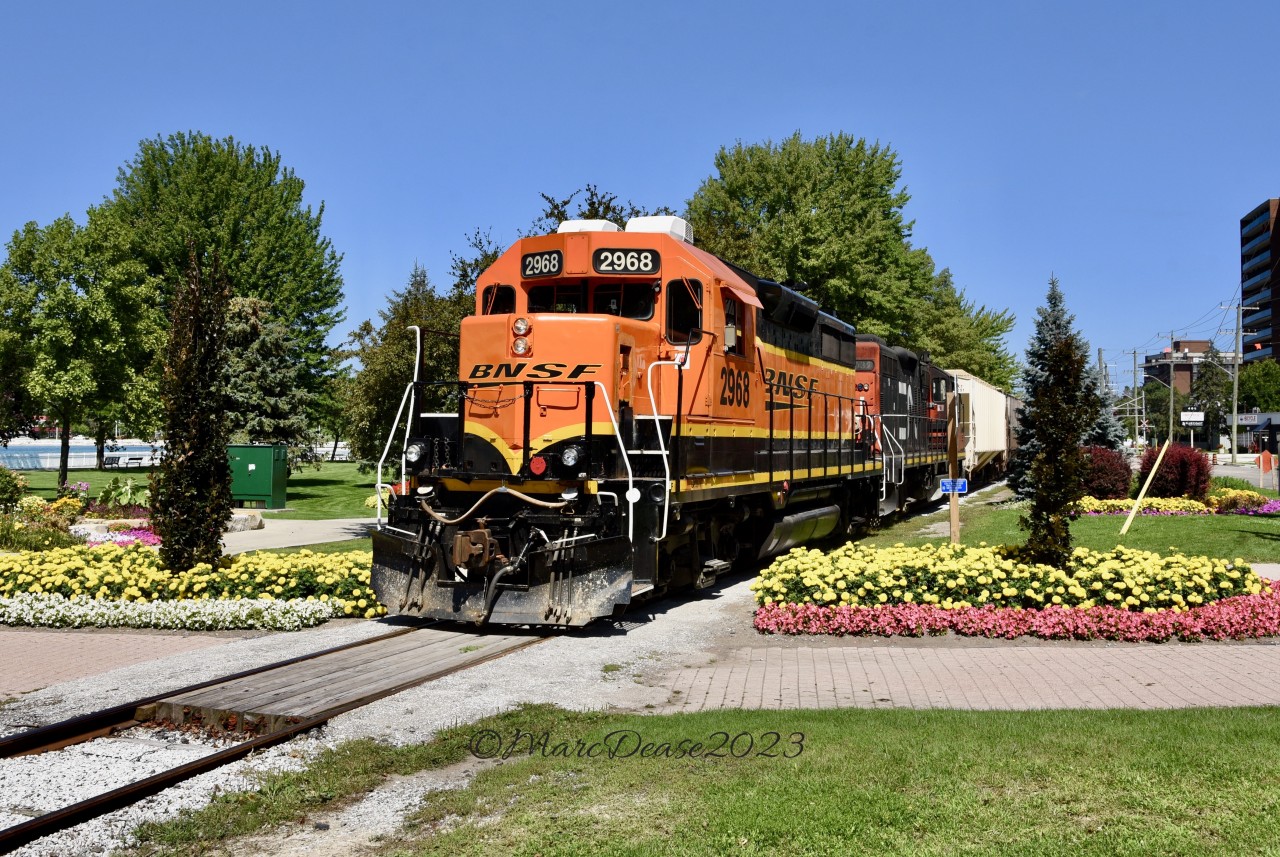 BNSF 2968 shoves 10 potash cars past Centennial Park in Sarnia, ON., and into the Cargill Elevator yard to be offloaded.