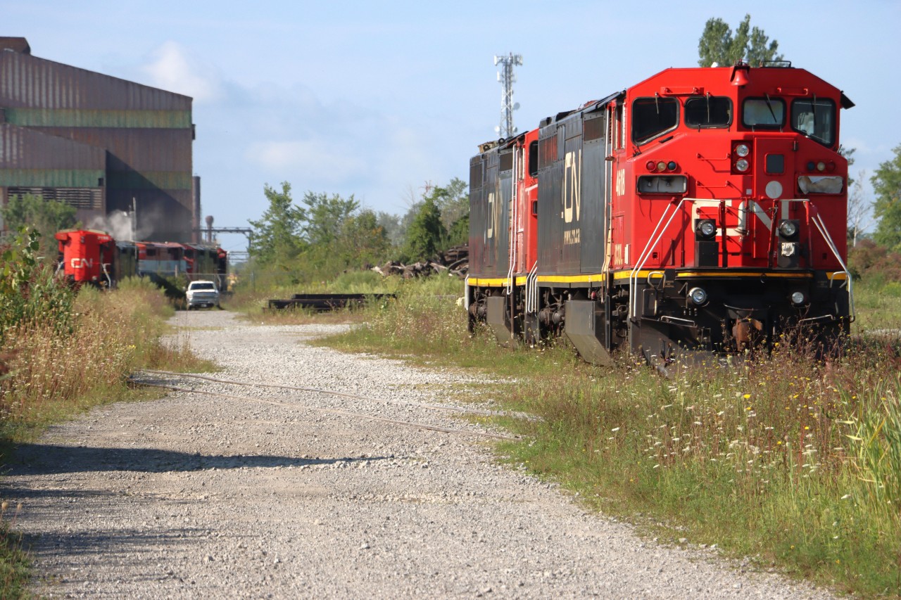 BCOL 4618 and CN 2450 are the latest units to join their former running mates at SLM Recycling.