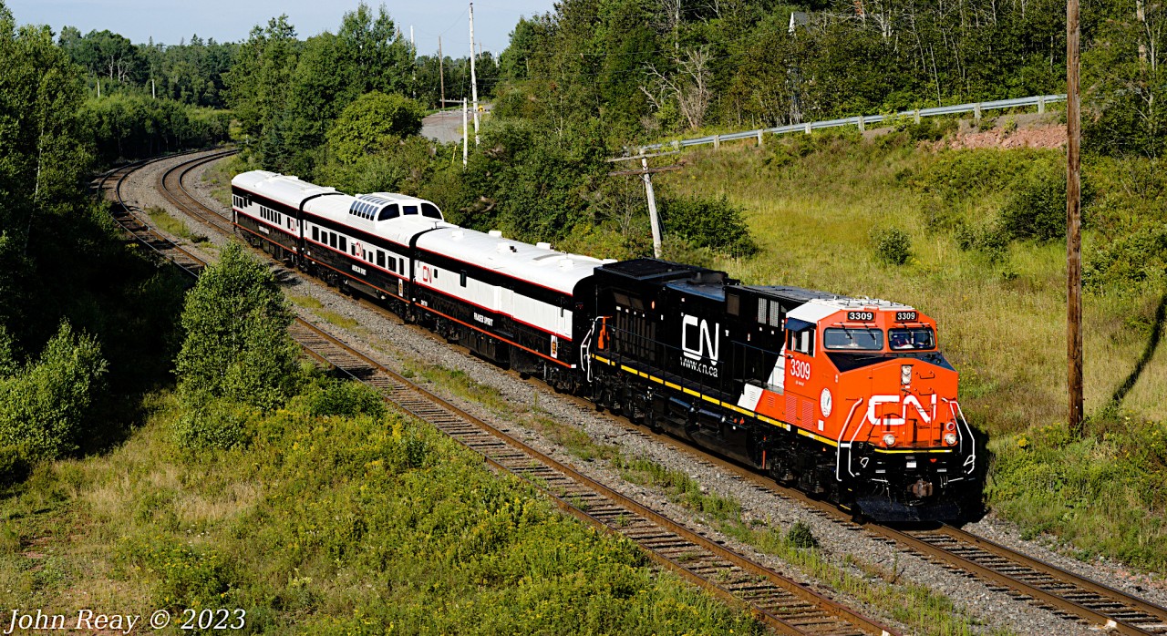 Executive special P688 through Springhill Jct NS at 09:09 AT, August 25th 2023, led by pristine AC44C6M #3309.
Apparently for a re-dedication of the Rockingham yard as "Robert Pace" yard.