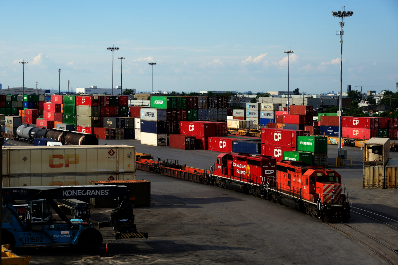 A pair of SD40-2s in two paint schemes (CP 5871 & CP 6012) switch Lachine IMS Yard. It had been many years since I last shot a pair of SD40-2's on CP, something that was common enough 10-15 years back.