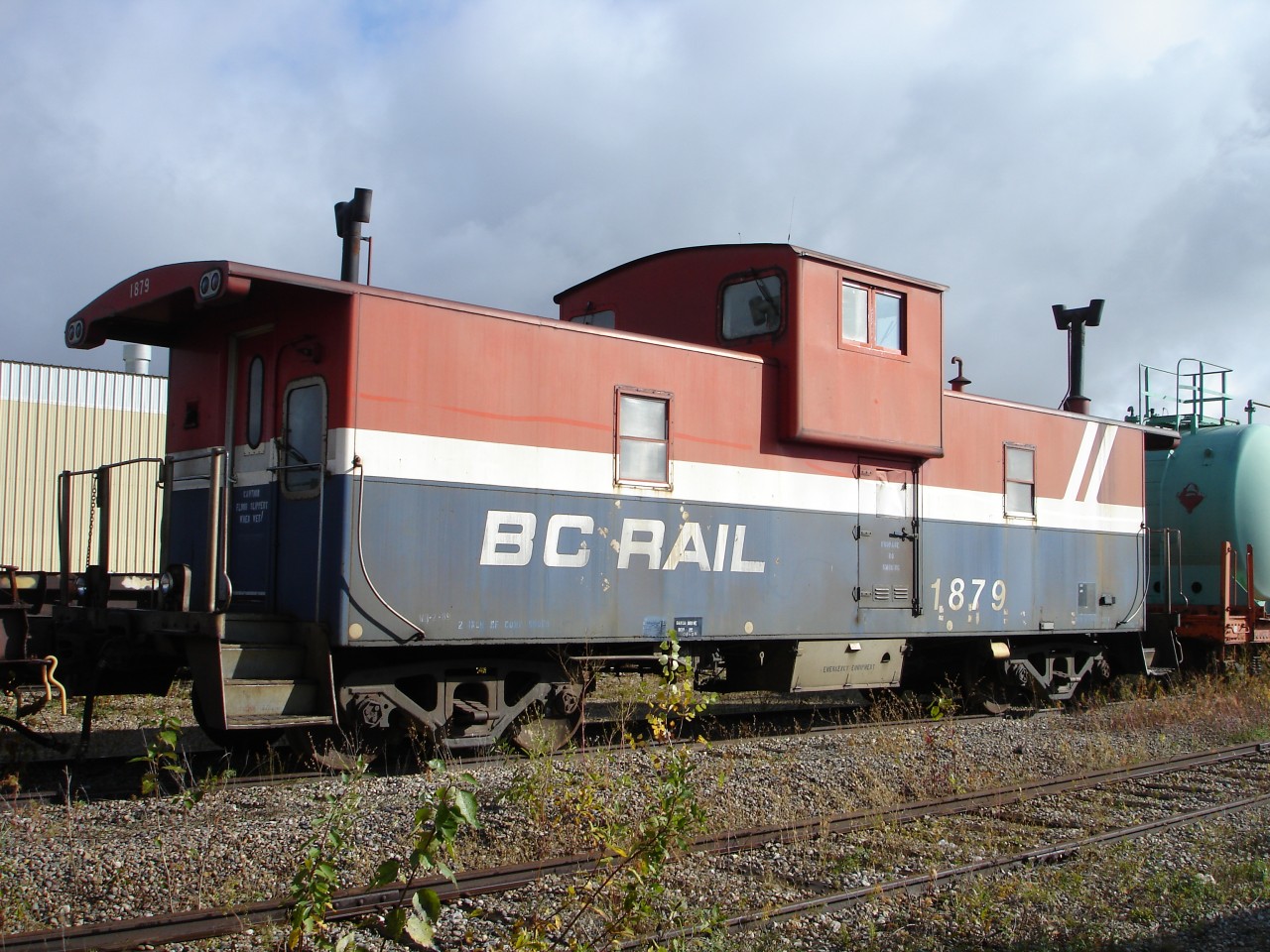 BCOL 1879  
BCOL 1879 is a long way from home at the CN Work Equipment Repair Facility yard in Transcona, MB. At this point in its life, it has been relegated to Engineering work train service.
