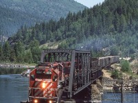 Peter Jobe photographed CP 6014 with train 981 west of Nelson, British Columbia on May 29, 1986.