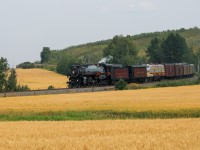 CP 2816 North descends the grade at Dewinton, as they near the end of a break in run to Lethbridge.  