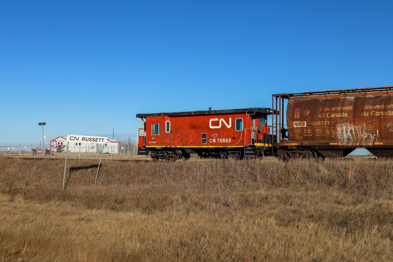 Anything is possible in 2023!  CN 76665 brings up the tailend of CN A 40251 28, which is enroute to Saskatoon for a Christmas event.