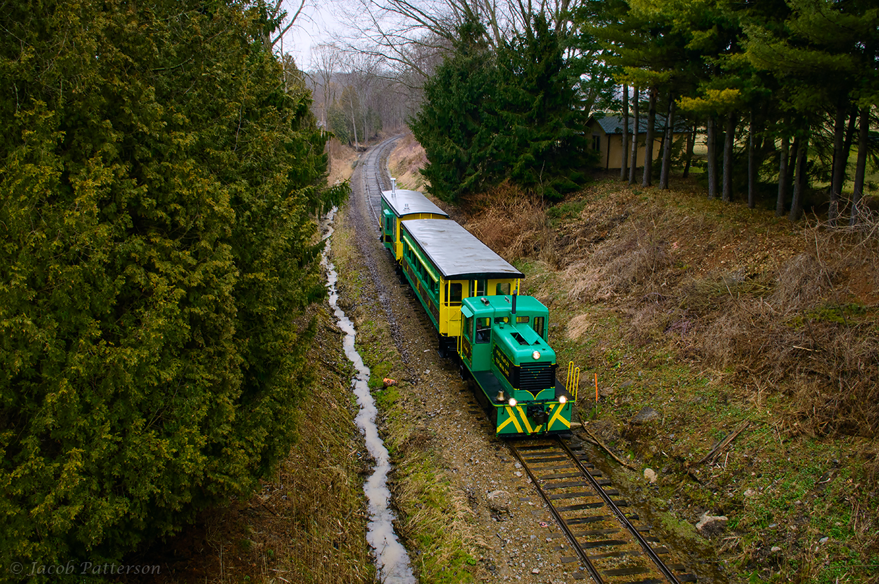 The last PSTR train of the day climbs the grade through Union, just a little ways south of Whytes, where the train will pause before shoving back to Port Stanley.