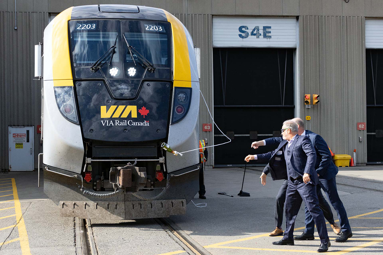 "Don't throw things at trains" they say. But does anyone say a word when senior management does it? No, not a peep. Media unveiling of the Chargers at the Toronto TMC.