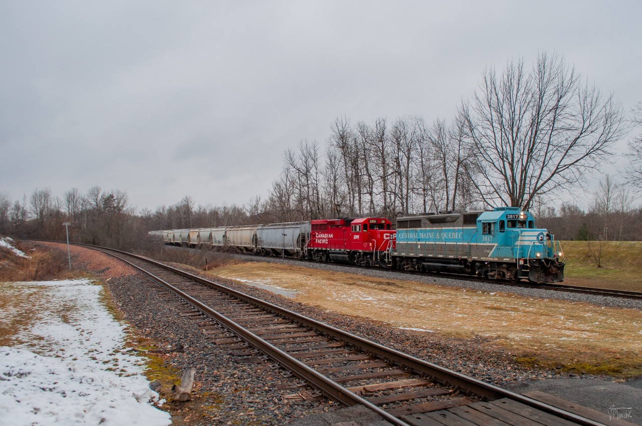 On January 3, 2024, the CPKC G20 reversed and brought railcars to interchange with the SL&A in Sherbrooke.