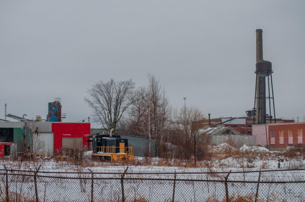 On January 26, 2024, ex-TNVR 7 (now "unknown" 5131) rests near the former TN&VR stores. The Thurso, Nation & Valley Railway was the last logging railway in Eastern Canada. The fleet of locomotives was made up, at the end of its years, of ex-CN GE 70 Tons like this one and the mainline was over 120 miles!
To my knowledge, the last train ran in 1988 and the tracks were removed in 1994.