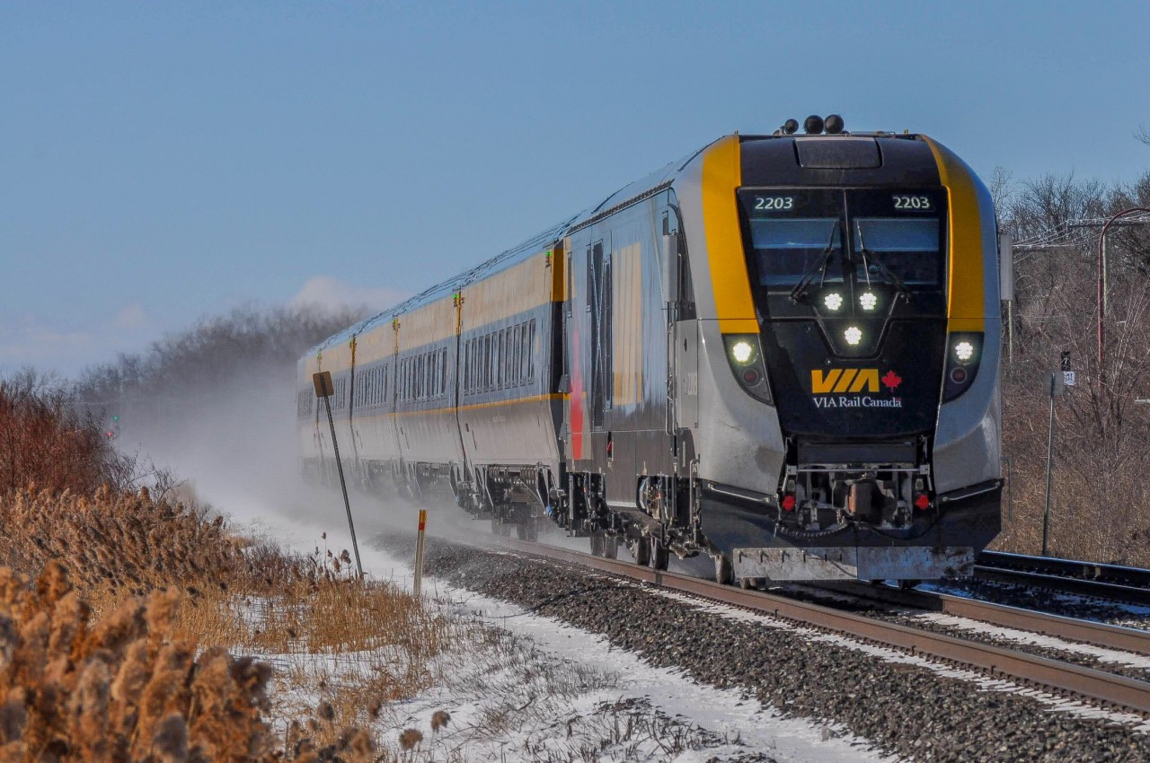 On February 17, 2024, SIIX 2203 (Siemens SVC-42) leads train 24 Ottawa-Quebec City.
