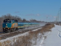 On February 17, VIA 6401 (first of the series, RIP 6400) leads VIA 35 with 7 "renaissance" cars towards Ottawa.