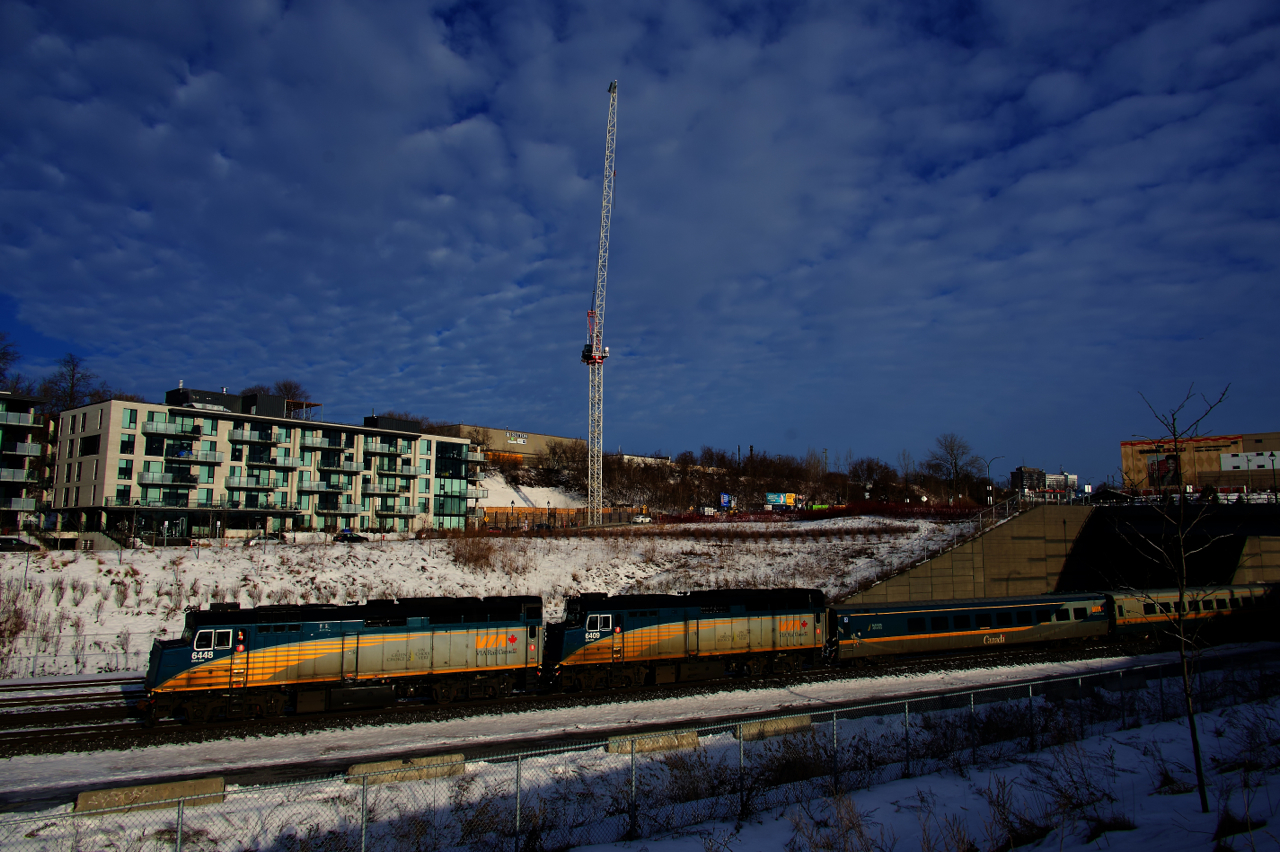 VIA 63 has two F40s as it heads west, with its next stop at Dorval.