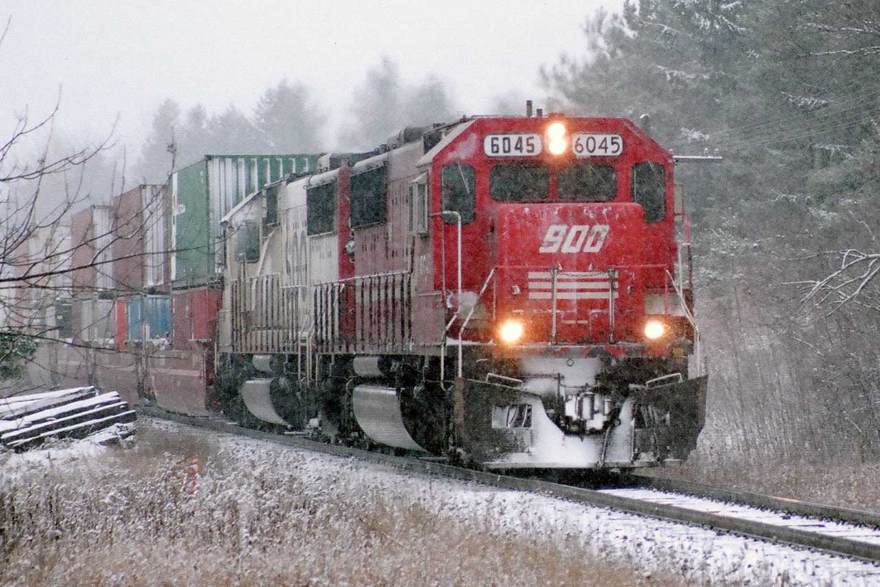 back when we had winter...Southern Ontario seems to have misplaced it this year, pairs of SOO SD60's roamed the system; usually on the hot container trains.