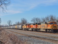 On March 7, 2024, QG 324 (grain train for the Port of Quebec City) passed Outremont with a 16,000 ton train.